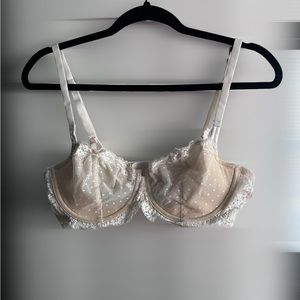 Victoria's Secret Dream Angels PushUp Without Padding Bra 38C Cream Wire